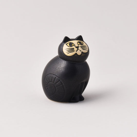 Katten Mia av Lisa Larson i svart från Nationalmuseum shop