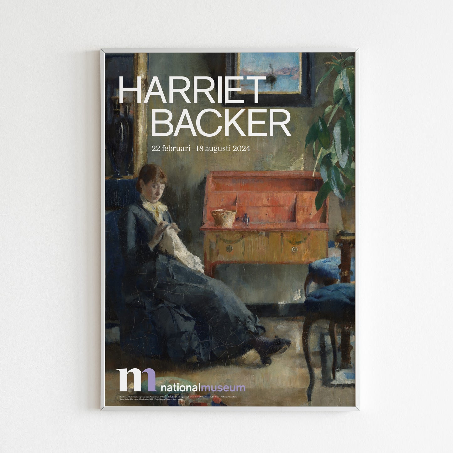 affisch från utställningen Harriet Backer på Nationalmuseum i vit ram
