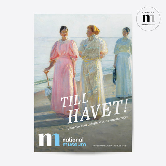 utställningsaffisch med tre kvinnor i vackra klänningar på en strand från utställningen Till havet på Nationalmuseum