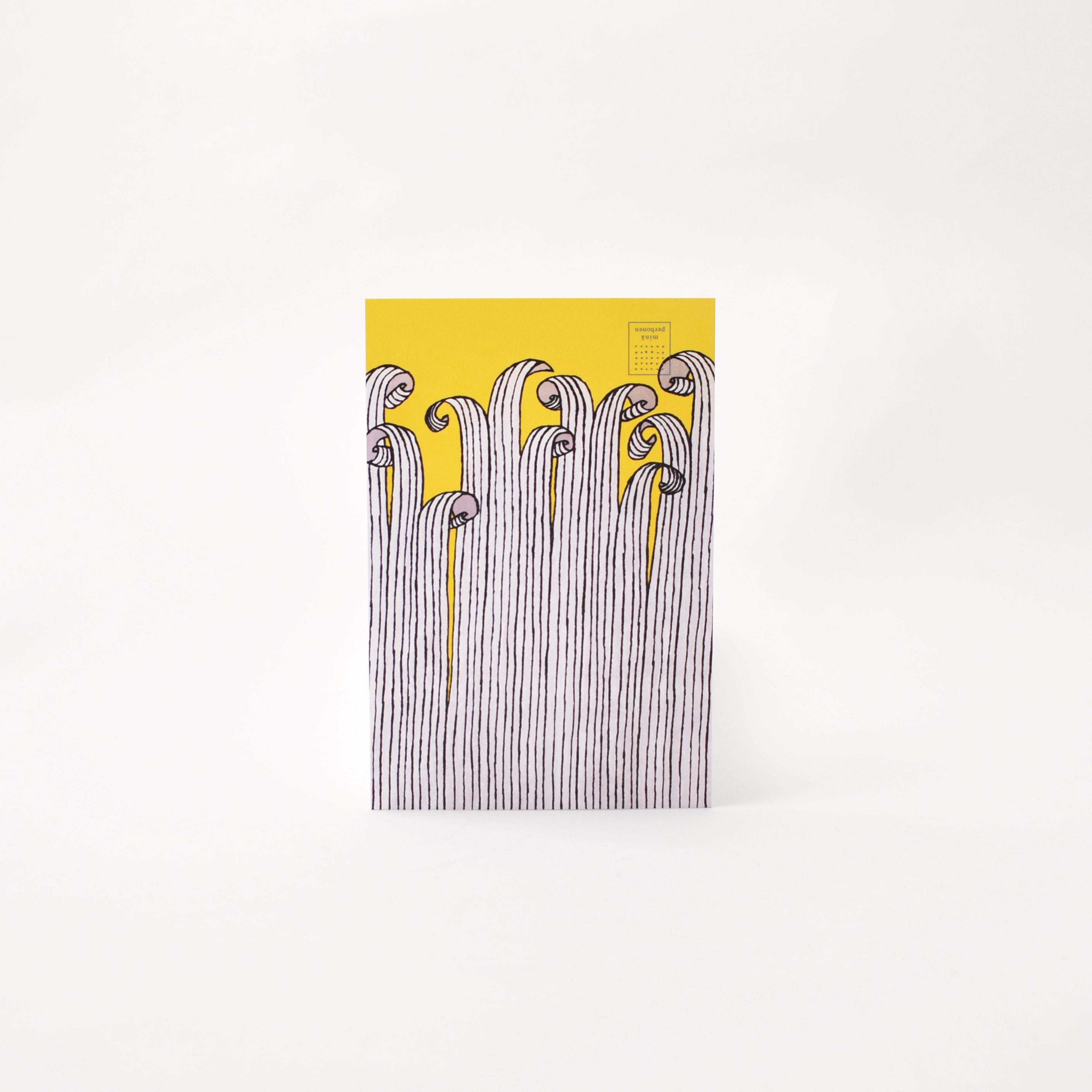 vykort i gult och blått med mönstret swing från minä perhonen