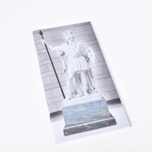 Anteckningsbok med skulpturen Oden i NAtionalmuseums skulpturgård