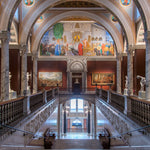 Ladda upp bild till gallerivisning, Målningen Midvinterblot av Carl Larsson i Museets trapphall
