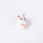 Ladda upp bild till gallerivisning, Lisa Larson vit mus i keramik med rosa öron, nos och tassar
