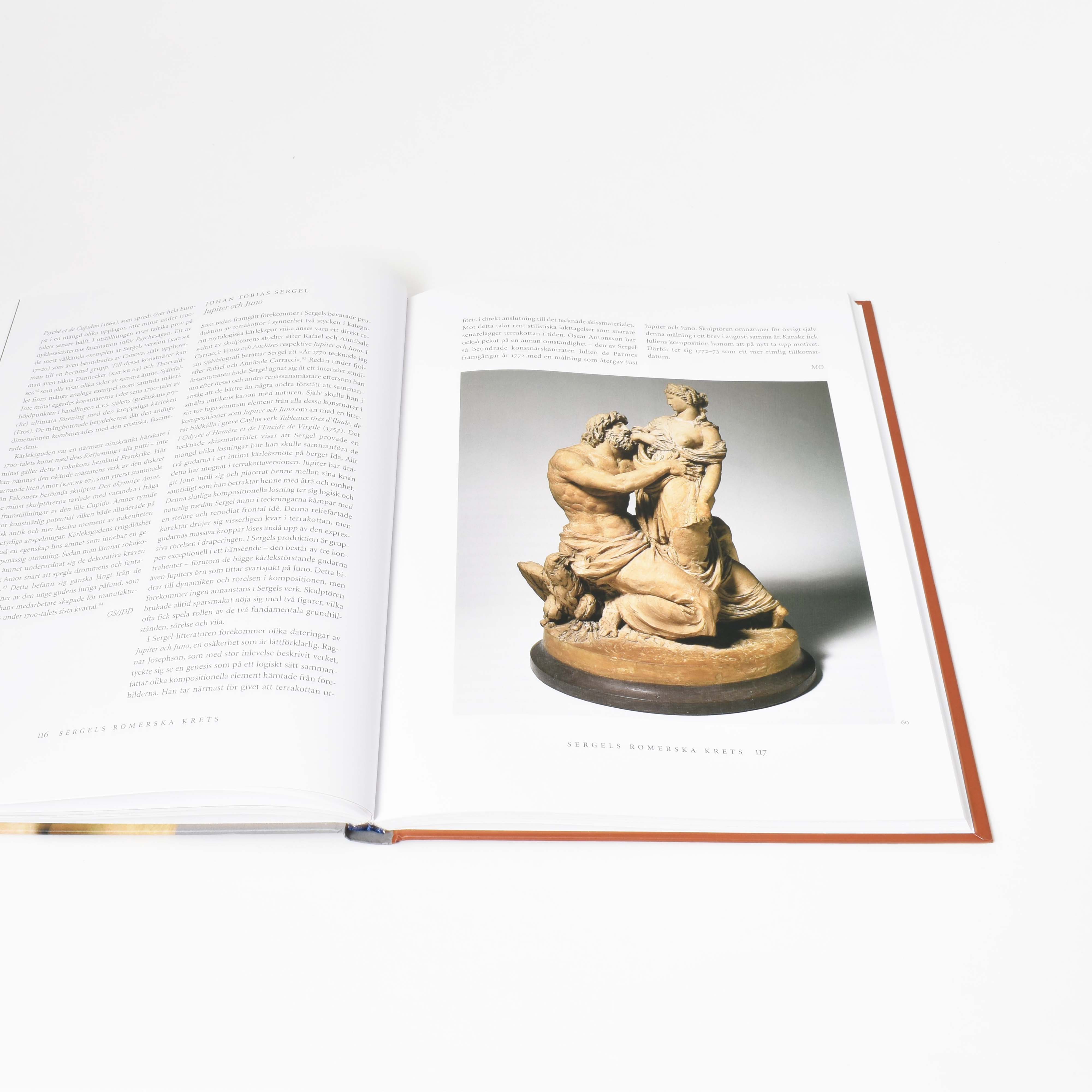 uppslag i boken "Sergel och hans romerska krets" med terrakotta skulptur