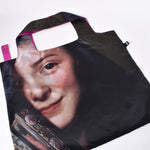 Ladda upp bild till gallerivisning, Loqi shoppingkasse med motiv av Alexander Roslins Damen med slöjan
