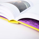 Ladda upp bild till gallerivisning, bindning av boken the art book av phaidon i gult och lila
