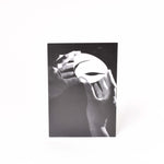 Ladda upp bild till gallerivisning, vykort med svartvitt fotografi av wilhelm kåge som håller upp en skål ur serien cintra
