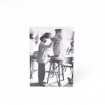 Ladda upp bild till gallerivisning, svartvitt vykort med fotografi av formgivaren gunnar wennerberg
